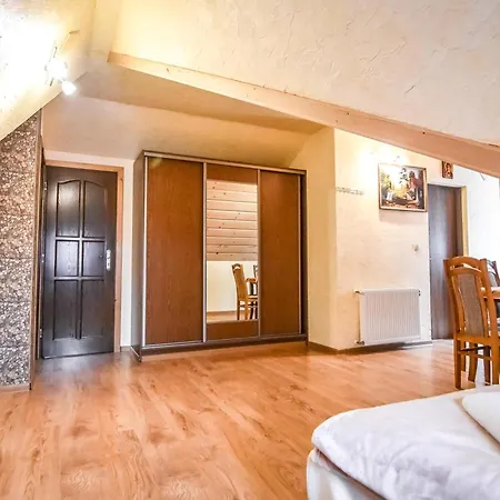 Goscinne U Kasi I Janusza Bed & Breakfast *